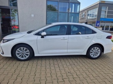 Toyota Corolla XII Sedan Facelifting 1.5 VVT-i 125KM 2024 Od ręki - Comfort 1.5 benzyna 125KM | Podgrzewane fotele!, zdjęcie 1