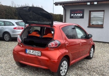 Toyota Aygo I Hatchback 5d Facelifting 1.0 VVT-i 68KM 2012 Toyota Aygo Niski przebieg Polski salon Benzyna 68KM, zdjęcie 17