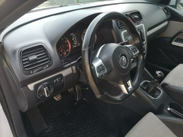 Volkswagen Scirocco III Coupe 1.4 TSI 160KM 2010 Volkswagen Scirocco 1.4 TSI 160KM Klimatronic, zdjęcie 11