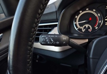 Skoda Scala Hatchback 1.0 TSI 110KM 2022 Skoda Scala SalonPL 1.0TSI 110KM Style DSG Kamera LED Kessy Alu17 Podgrzew, zdjęcie 18