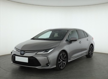 Toyota Corolla XII Sedan 1.8 Hybrid 122KM 2019 Toyota Corolla 1.8 Hybrid, Salon Polska, zdjęcie 1