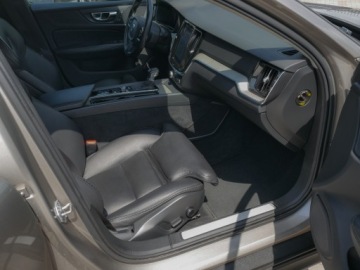 Volvo 2019 Volvo V60 CC AWD Pro Pamięć ACC skóra Komforty Blis Diody Keyles LKA Winter, zdjęcie 16