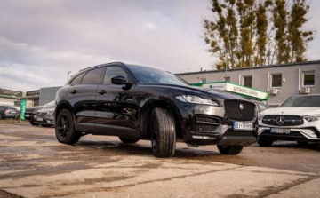 Jaguar F-Pace SUV 2.0 i4 250KM 2018 Jaguar F-Pace Jaguar F-Pace 25t AWD Premium 250KM 2.0 Benzyna 250KM, zdjęcie 3