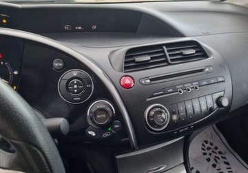 Honda Civic VIII Hatchback 5d 1.4 i 83KM 2007 Honda Civic SLICZNY 1.3 Benzyna BOGATA WERSJA Oryginal WYJATKOWY Serwis 20, zdjęcie 16