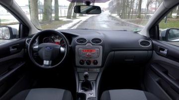 Ford Focus II Hatchback 5d 1.6 Duratec Ti-VCT 115KM 2009 .. .. Grzane szyby przód i tył .. Książka serwisowa .. Klimatyzacja .., zdjęcie 9