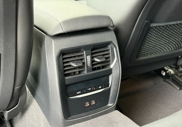 BMW Seria 3 G20-G21 Touring 2.0 320d 190KM 2022 BMW Seria 3 320d xDrive Luxury Line Hak Display Key Panorama Webasto 2.0, zdjęcie 26