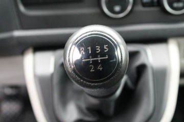 Volkswagen Caravelle T6 Transporter 2.0 TDI 102KM 2017 Volkswagen Caravelle Trendline L2 F-vat, zdjęcie 17