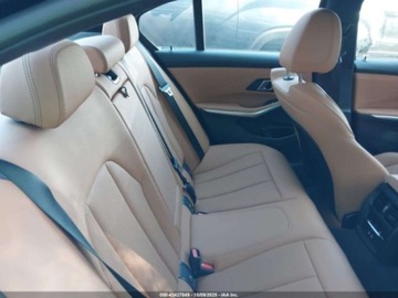 BMW Seria 3 G20-G21 2024 BMW Seria 3 330e 2024 2.0l 2.0 Hybryda 180KM, zdjęcie 12