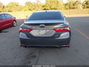 Toyota Camry IX 2023 Toyota Camry Se Hybrid, 2023r., 2.5L 2.5 Benzyna 176KM, zdjęcie 5