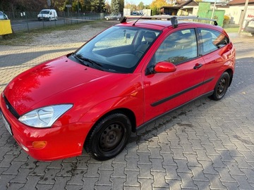 Ford Focus I Sedan 1.6 16V 100KM 2000 Ford Focus 1.6 Klimatyzacja