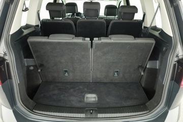 Volkswagen Touran III 1.8 TSI 180KM 2017 VW Touran 1.8 TSI, Salon Polska, Serwis ASO, zdjęcie 12