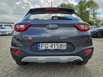 Kia Stonic I Crossover 1.2 DOHC 84KM 2017 Kia Stonic 1,2 benzyna 84KM kamera salon polska, zdjęcie 17