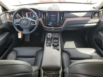 Volvo XC60 II 2023 Volvo XC 60 2023, 2.0L, 4x4, ULTIMATE, po gradobiciu 2.0 Benzyna 295KM, zdjęcie 6