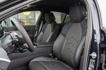 BMW Seria 5 G90-91 Touring 2.0 520d 197KM 2025 BMW 520 xDrive Limuzyna - Dostępny od ręki!, zdjęcie 11