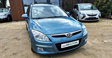 Hyundai i30 I CW Facelifting 1.6 DOHC CVVT 126KM 2010 Hyundai i30 BENZYNA KLIMATYZACJA super okazja polecamy 1.6 Benzyna, zdjęcie 5