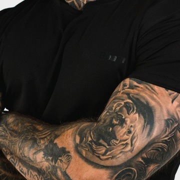 ГИБКАЯ УДОБНАЯ МУЖСКАЯ ТРЕНИРОВОЧНАЯ ФУТБОЛКА TRN - GymBeam M