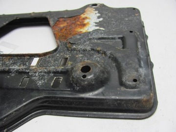 Мерседес W124 Аккумуляторная база