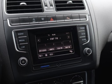 Volkswagen Polo V Hatchback 3d Facelifting 1.2 TSI BlueMotion Technology 90KM 2017 VW Polo 1.2 TSI, Salon Polska, 1. Właściciel, zdjęcie 11