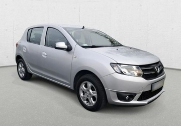 Dacia Sandero II Hatchback 5d TCe  90KM 2015 Dacia Sandero BDB stan - klima - hak - tempomat - czujniki z tylu Benzyna, zdjęcie 2