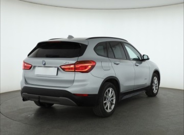 BMW X1 F48 Crossover sDrive18d 150KM 2016 BMW X1 sDrive18d, Navi, Klima, Klimatronic, zdjęcie 4