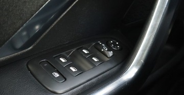 Peugeot 2008 I SUV 1.6 e-HDi 92KM 2014 Peugeot 2008 (nr 27) 1.6 HDI 92KM Nawigacja Parktronik Skory Klima Gwaranc, zdjęcie 24