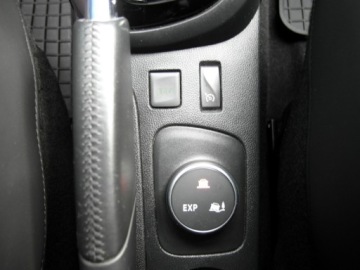 Renault Captur I Crossover 1.2 ENERGY TCe 118KM 2016 Renault Captur Salon Polska Kamera Nawigacja Skora 1.2 Benzyna 118KM, zdjęcie 36