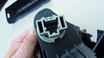 ТРЕТИЙ СТОП-СИГНАЛ HONDA JAZZ II 02-08