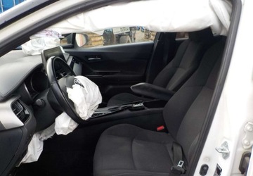 Toyota C-HR I Crossover 1.8 Hybrid 122KM 2018 Toyota C-HR Okazja 1.8 Hybryda 122KM, zdjęcie 27