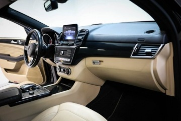 Mercedes GLE W166/C292 SUV 3.0 350d 258KM 2018 Mercedes GLE 350 GLE, zdjęcie 23