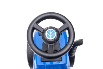 Езда на тягаче на огнях Нью-Холланда