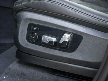 BMW X5 G05 SUV Facelifting 3.0 30d 298KM 2026 BMW X5 xDrive30d Sport Suv 3.0 (298KM) 2026, zdjęcie 4