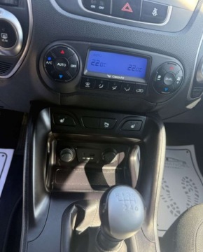 Hyundai ix35 SUV 1.6 GDI 135KM 2012 Hyundai ix35 Hyundai ix35 1.6 2WD UEFA EURO 2012 Edition 1.6 Benzyna 135KM, zdjęcie 15