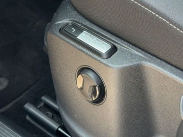 Volkswagen T-Roc I SUV Facelifting 1.5 TSI ACT 150KM 2023 Volkswagen T-Roc 1.5 TSI STYLE DSG 2023 1.5 Benzyna 150KM, zdjęcie 23