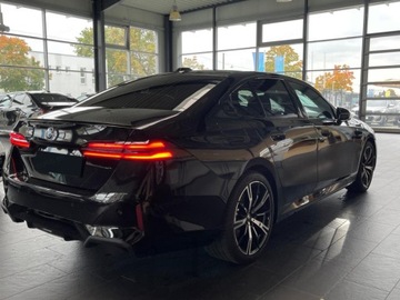 BMW Seria 5 G90-91 Touring 2.0 520d 197KM 2025 BMW Seria 5 520d xDrive Sport Sedan 2.0 (197KM) 2025, zdjęcie 1