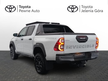 Toyota Hilux VIII Podwójna kabina Facelifting 2.8 D-4D 204KM 2023 Toyota Hilux 2.8 D-4D Double Cab Invincible Sport, zdjęcie 7