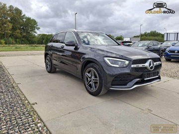 Mercedes GLC C253 SUV Facelifting 2.0 200d 163KM 2020 Mercedes-Benz GLC GLC 200d amg pakiet skora navi multibeam digital el. kl, zdjęcie 3