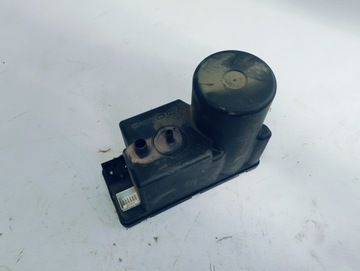 POMPKA ZAMKA CENTRALNEGO AUDI A4 B5 A3 8L