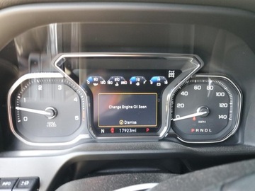  GMC Sierra K2500 Denali 2022 6.6l 6.6 Diesel 401KM, zdjęcie 9