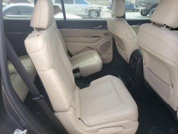 Jeep Grand Cherokee V 2023 Jeep Grand Cherokee 2023, 3.6L, 4x4, LIMITED, po gradobiciu 3.6 Benzyna, zdjęcie 9