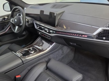 BMW X5 G05 SUV Facelifting 3.0 30d 298KM 2026 BMW X5 xDrive30d Sport Suv 3.0 (298KM) 2026, zdjęcie 14