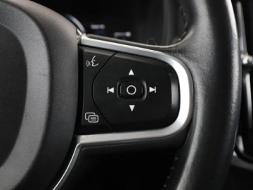 Volvo V90 II Kombi 2.0 D3 150KM 2017 Volvo V90 automat skóra full LED navi klim auto, zdjęcie 28