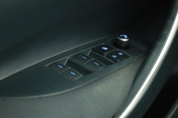 Toyota Corolla XII Sedan 1.8 Hybrid 122KM 2020 Toyota Corolla 1.8 Hybrid, Salon Polska, zdjęcie 14