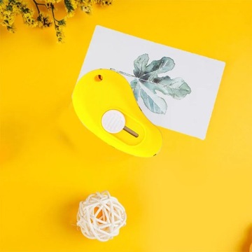 Милый мультяшный кошачий коготь Мини-портативный выдвижной