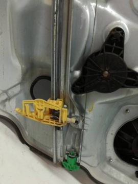 MECHANIZMUS OKNO PRAVÝ ZADNÍ 51734910 FIAT IDEA I