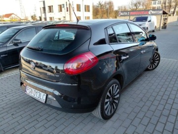 Fiat Bravo II Hatchback 5d 1.6 TD MultiJet 120KM 2011 Fiat Bravo Salon Polska Klimatronik Komputer Tempomat 1.6 Diesel 120KM, zdjęcie 6