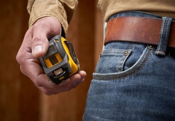 Свернутая лента ControlLock STHT37231 Stanley длиной 5 м