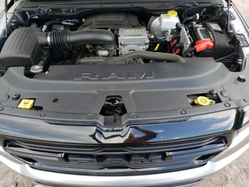  RAM 1500 2021, 5.7L, 4x4, BIG HORN, od ubezpieczalni 5.7 Benzyna 395KM, zdjęcie 9