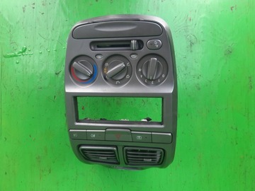 ЦЕНТРАЛЬНАЯ КОНСОЛЬ HYUNDAI Accent II