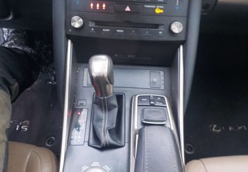 Lexus IS III Sedan Facelifting 300h 223KM 2019 Lexus IS Okazja 2.5 Hybryda 223KM, zdjęcie 24