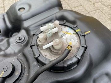 HONDA HR-V II NÁDRŽ PALIVA DIESEL